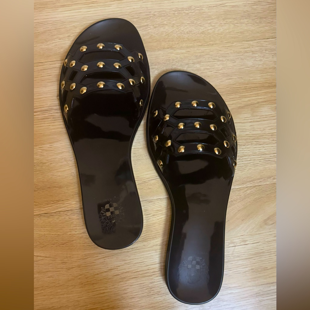 Vinc Camuto Black Studded Jelly Sandals